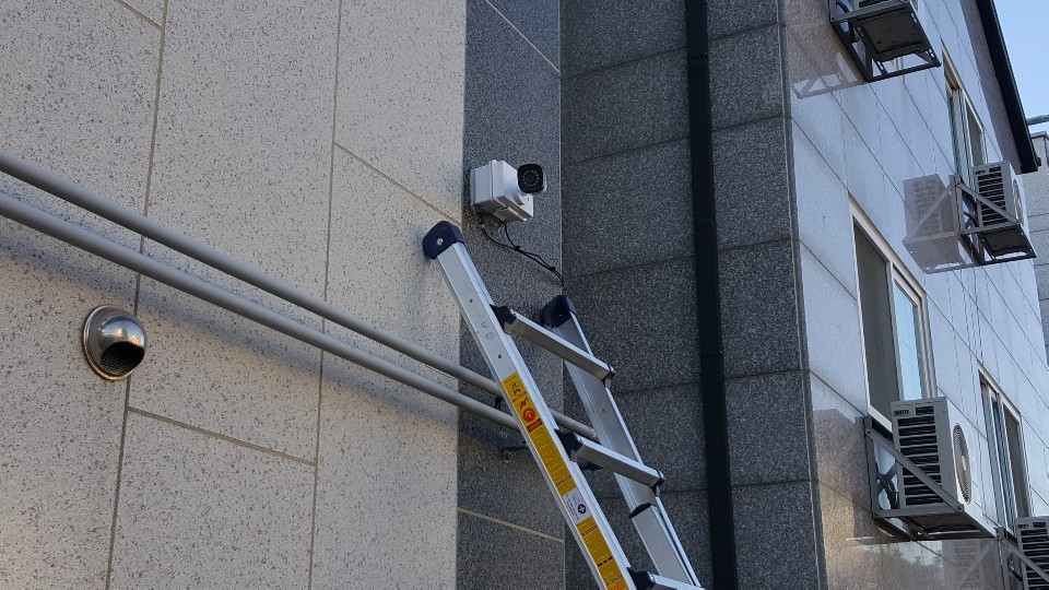 건물실외cctv.jpg